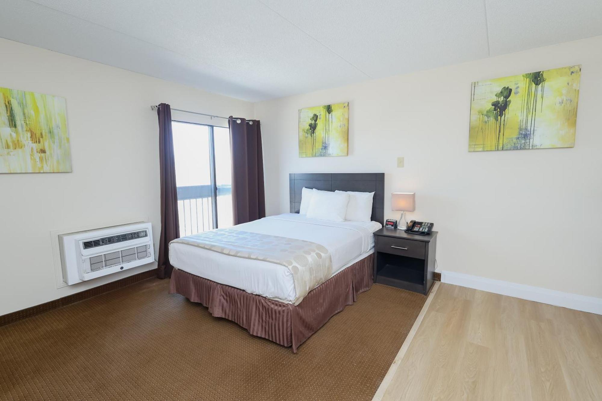River Rapids Hotel 3*