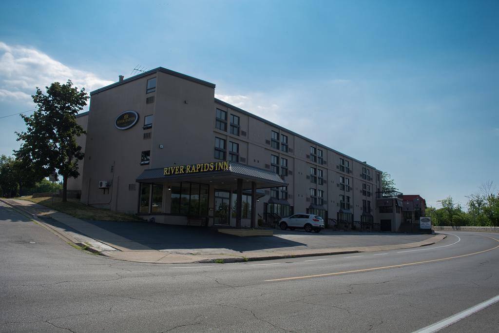 Hotel River Rapids